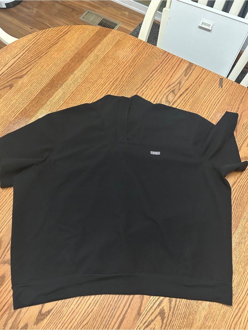 Figs Torrella 1/4 zip scrub top in black - XXL